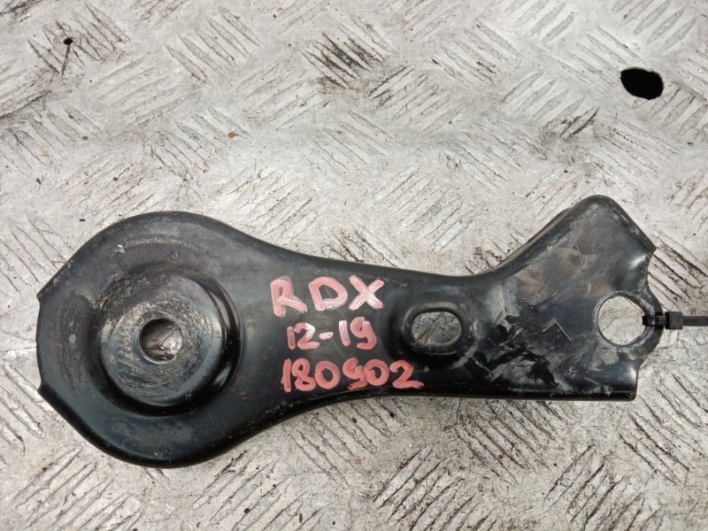 Крепление балки подвески переднее левое RDX 12-19 2018 Внедорожник 3.5