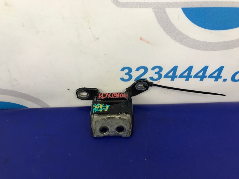 Петля двери верхняя задняя левая ACURA RDX 12-19 2018 Внедорожник 3.5 67950-TX4-H02ZZ Б/У