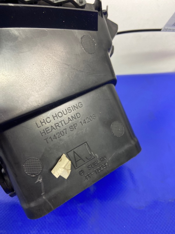 Дефлектор воздушный передний левый OUTBACK 09-14 BR 2011 Внедорожник 2.5