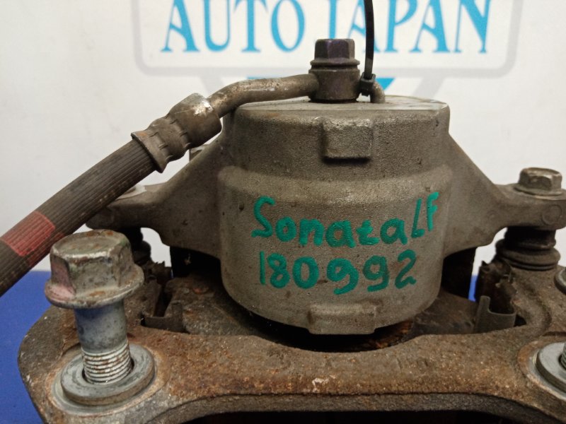 Суппорт тормозной передний левый SONATA LF 2014- 2017 Седан 2.4