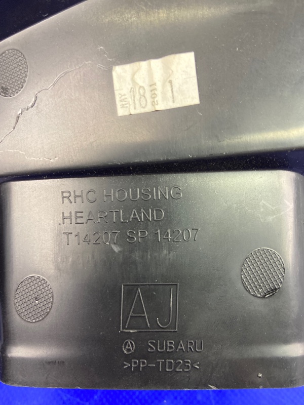 Дефлектор воздушный передний правый OUTBACK 09-14 BR 2011 Внедорожник 2.5