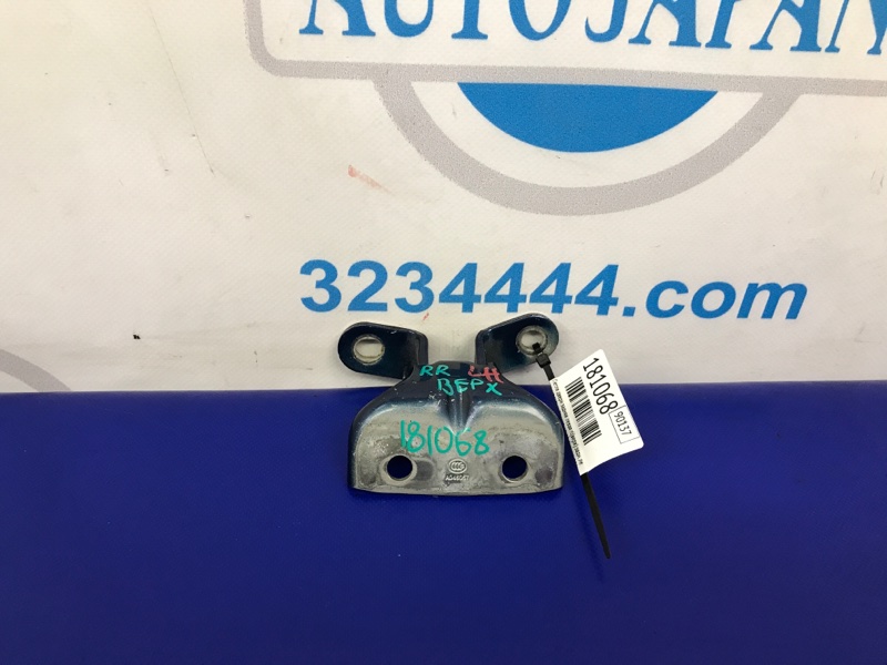 Петля двери верхняя задняя левая HYUNDAI ELANTRA MD 10-15 2015 Седан 1.8 79410-3K000 Б/У