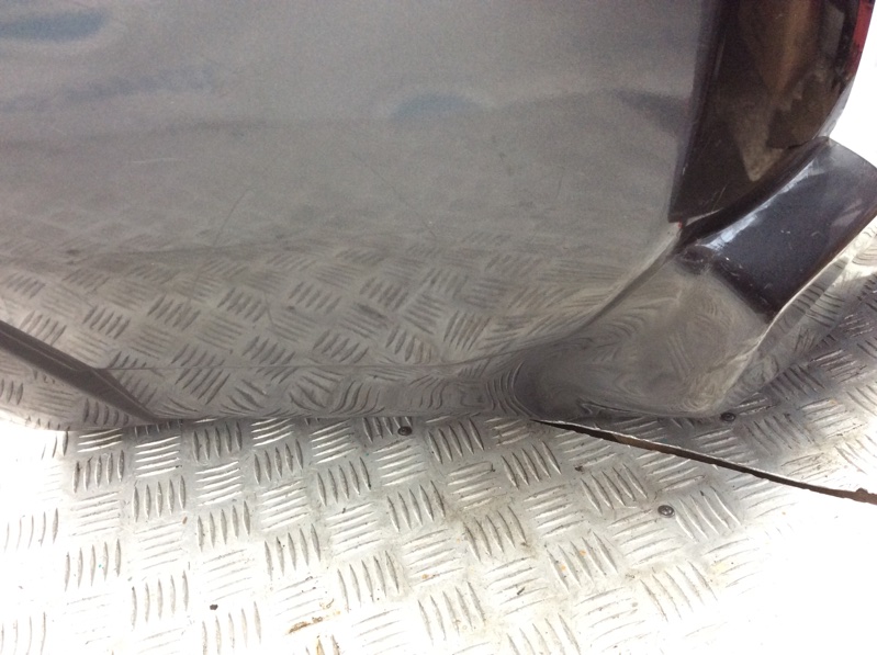 Бампер задний задний TOYOTA 4RUNNER 10-16