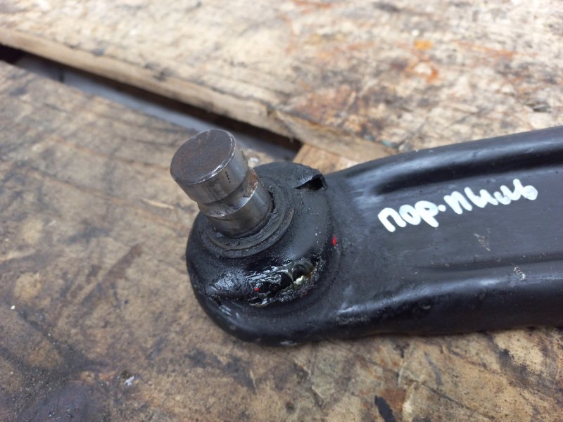 Рычаг передней подвески нижний передний левый LANCER X 10 07-15 2010 Седан 2.0 4B11