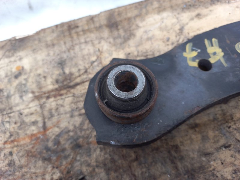 Рычаг задней подвески поперечный верхний задний левый MITSUBISHI LANCER X 10 07-15 Седан 2.0 4B11