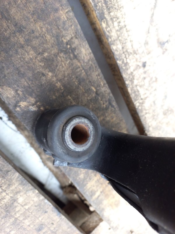 Рычаг передней подвески нижний передний правый MITSUBISHI LANCER X 10 07-15 Седан 2.0 4B11