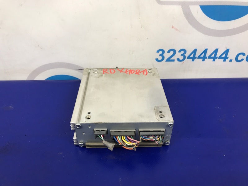 Усилитель звука RDX 12-19 2014 Внедорожник 3.5