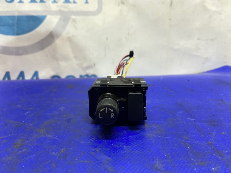 Запчасть блок управления зеркалами SUBARU OUTBACK 09-14 BR 2011 Внедорожник 2.5 83061AJ010 Б/У Блок управления зеркалами SUBARU OUTBACK 09-14 BR 2011 Внедорожник 2.5 83061AJ010 Б/У