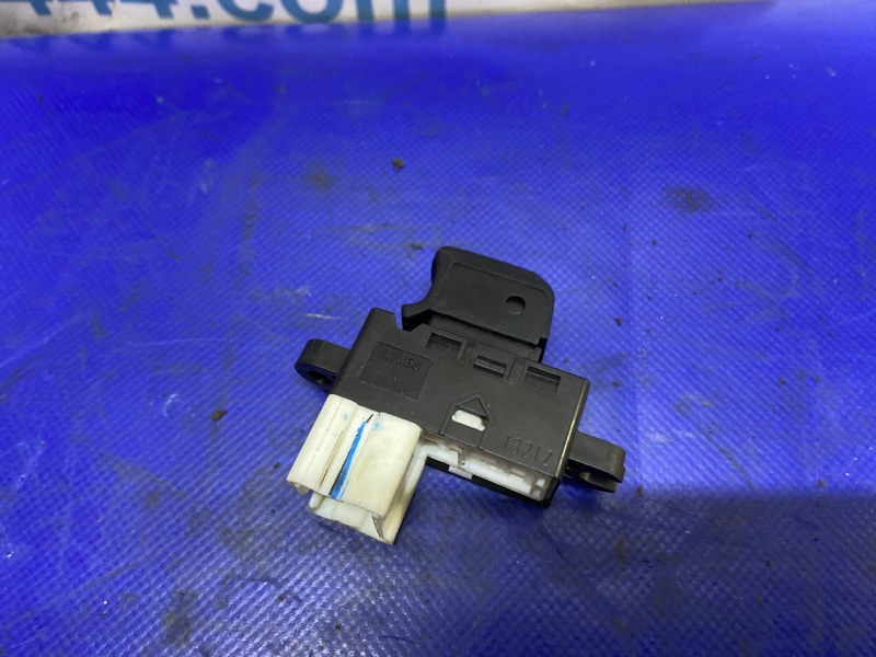 Кнопка стеклоподъемника задняя левая SUBARU OUTBACK 09-14 BR Внедорожник 2.5