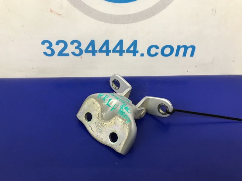 Петля двери верхняя задняя левая KIA SORENTO UM 14- Внедорожник 2.4