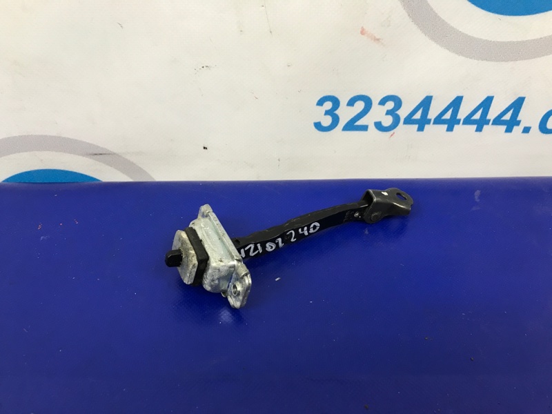 Ограничитель двери передний правый HYUNDAI SONATA YF 10-14 2013 YF 2.4 79390-3S000 Б/У