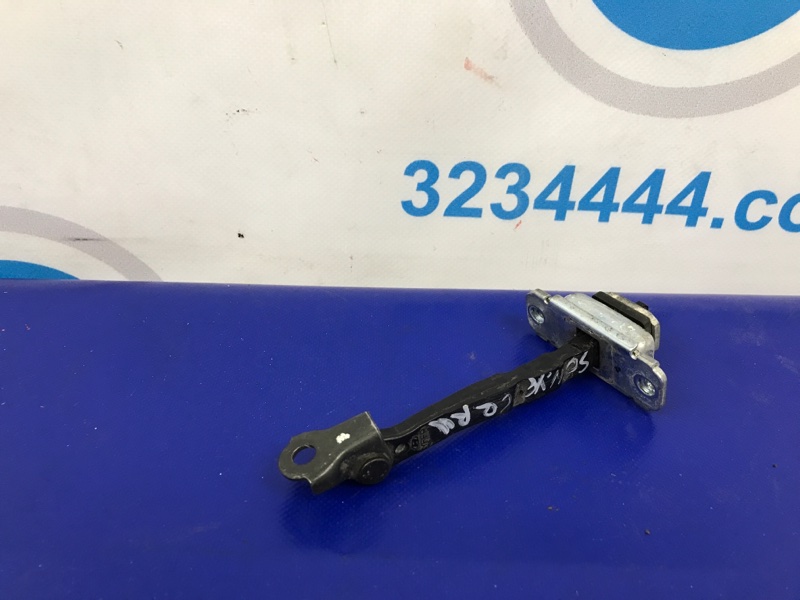 Ограничитель двери передний правый SONATA YF 10-14 2013 YF 2.4