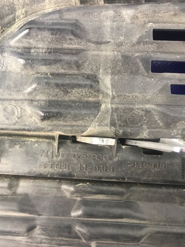 Накладка бампера передняя левая ACURA MDX (YD3) 13-21 YD3 3.5 Накладка бампера передняя левая ACURA MDX (YD3) 13-21 YD3 3.5