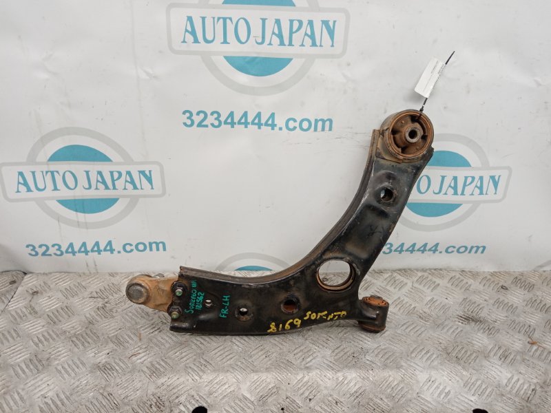 Рычаг передней подвески нижний передний левый KIA SORENTO UM 14- Внедорожник 2.4