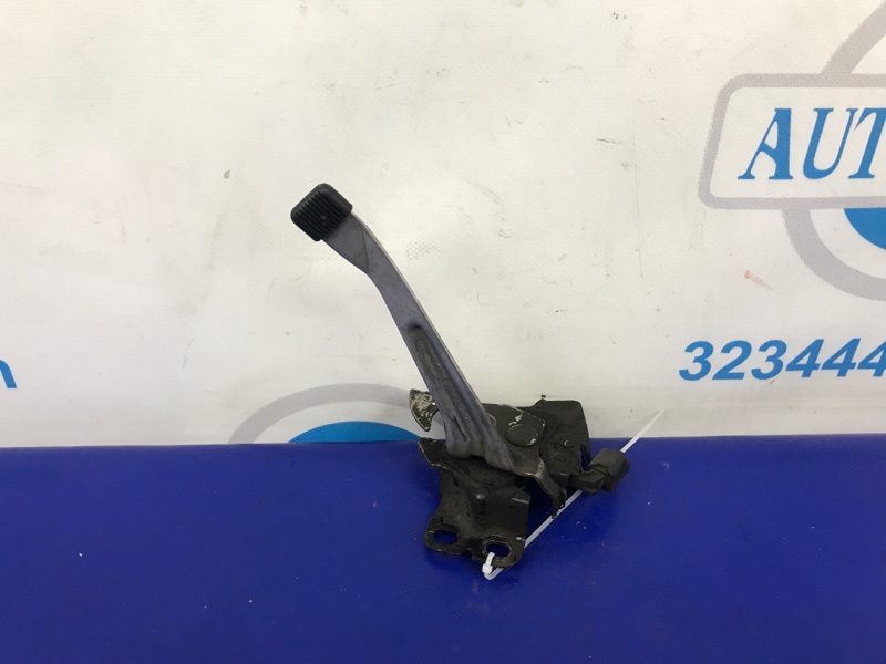 Замок капота передний RDX 12-19 Замок капота передний RDX 12-19