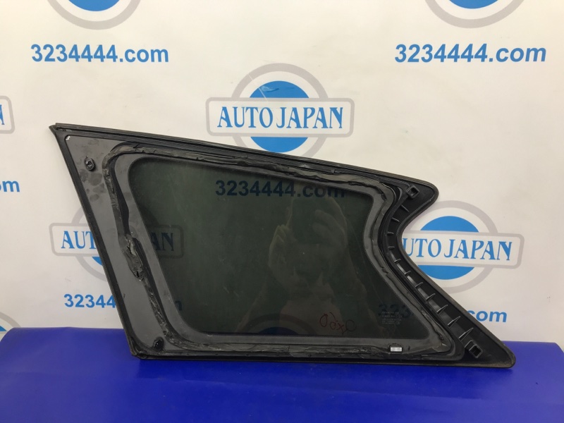 Стекло в кузов заднее правое QX60/JX35 12-20 Стекло в кузов заднее правое QX60/JX35 12-20