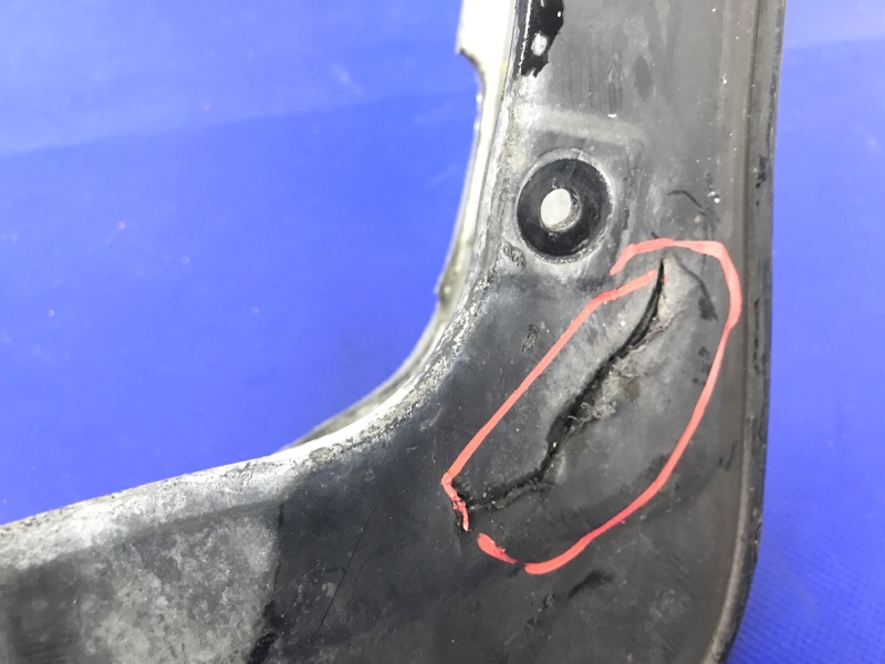 Брызговик передний левый KONA OS 17-23