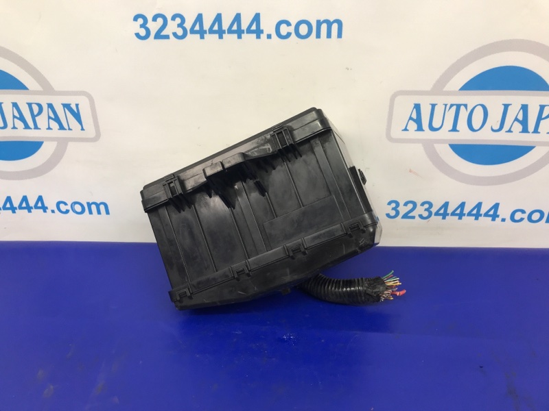 Блок предохранителей моторный отсек MDX (YD2) 06-13 2010 YD2 3.7 J37A1