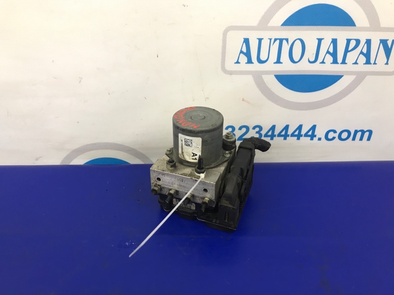 Блок ABS ACURA MDX (YD2) 06-13 2010 YD2 3.7 J37A1 57110-STX-A13 Б/У