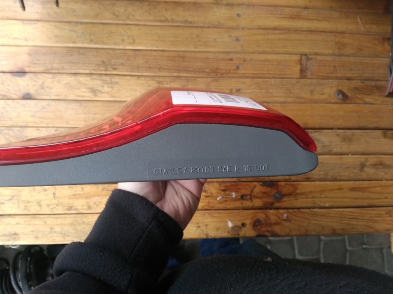 Фонарь внутренний задний правый ACURA RDX 12-19 Внедорожник 3.5 Фонарь внутренний задний правый ACURA RDX 12-19 Внедорожник 3.5