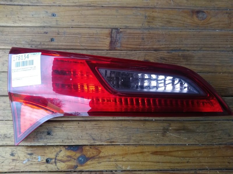 Фонарь внутренний задний левый ACURA RDX 12-19 2012 Внедорожник 3.5 34155-TX4-A01 Б/У
