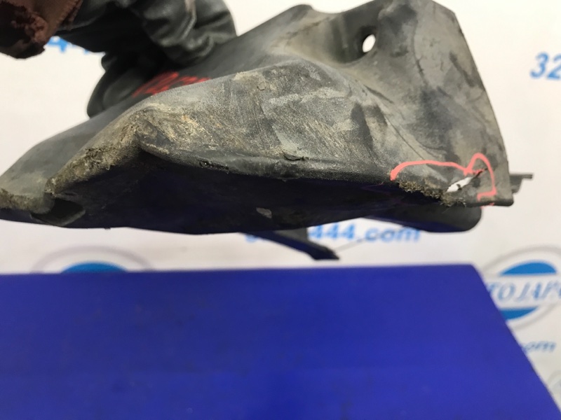 Брызговик передний левый MDX (YD2) 06-13 2010 YD2 3.7 J37A1