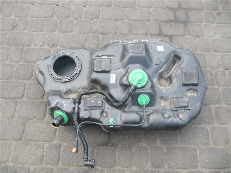 Топливный бак TOYOTA PRIUS - 30 09-17 77001-47110 Б/У
