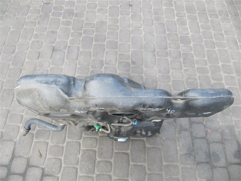 Топливный бак AURIS 06-12