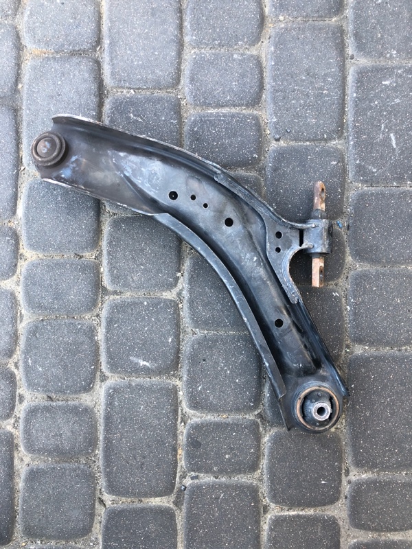 Рычаг передней подвески нижний передний правый X-TRAIL/ROGUE T32 13-20