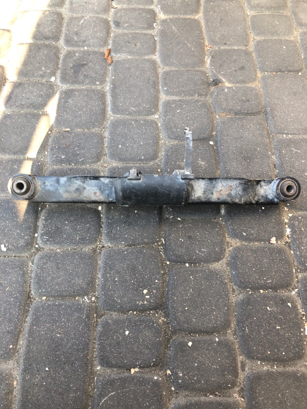 Рычаг задней подвески поперечный нижний задний правый NISSAN X-TRAIL/ROGUE T32 13-20