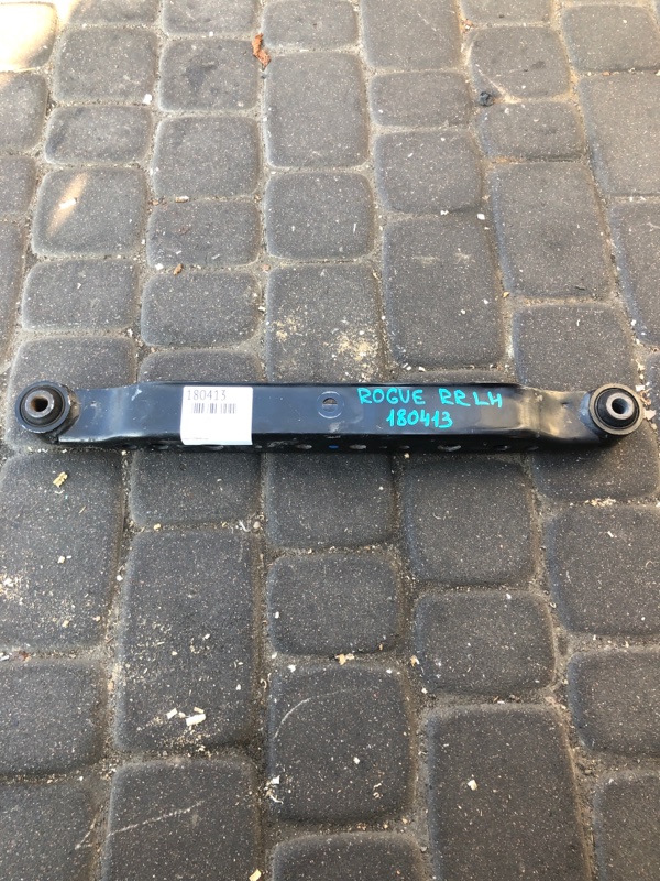 Рычаг задней подвески поперечный нижний задний левый NISSAN X-TRAIL/ROGUE T32 13-20 55111-4BA0A Б/У