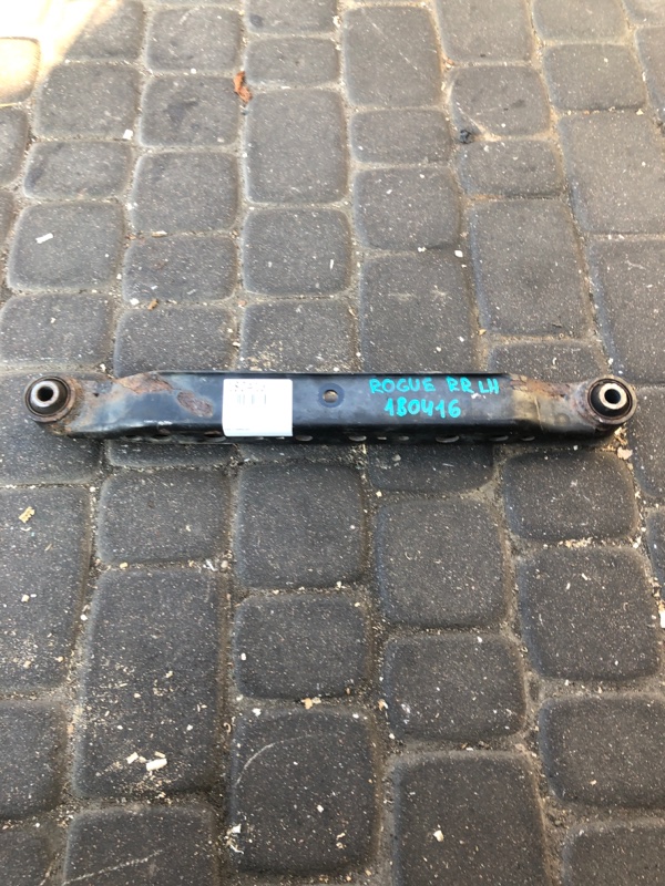 Рычаг задней подвески поперечный нижний задний левый NISSAN X-TRAIL/ROGUE T32 13-20 55111-4BA0A Б/У