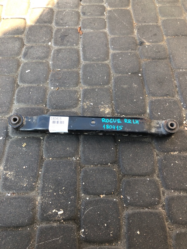 Рычаг задней подвески поперечный нижний задний левый NISSAN X-TRAIL/ROGUE T32 13-20 55111-4BA0A Б/У