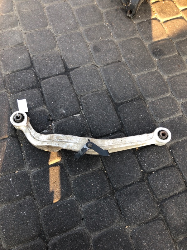 Рычаг задней подвески поперечный верхний задний правый NISSAN X-TRAIL/ROGUE T32 13-20