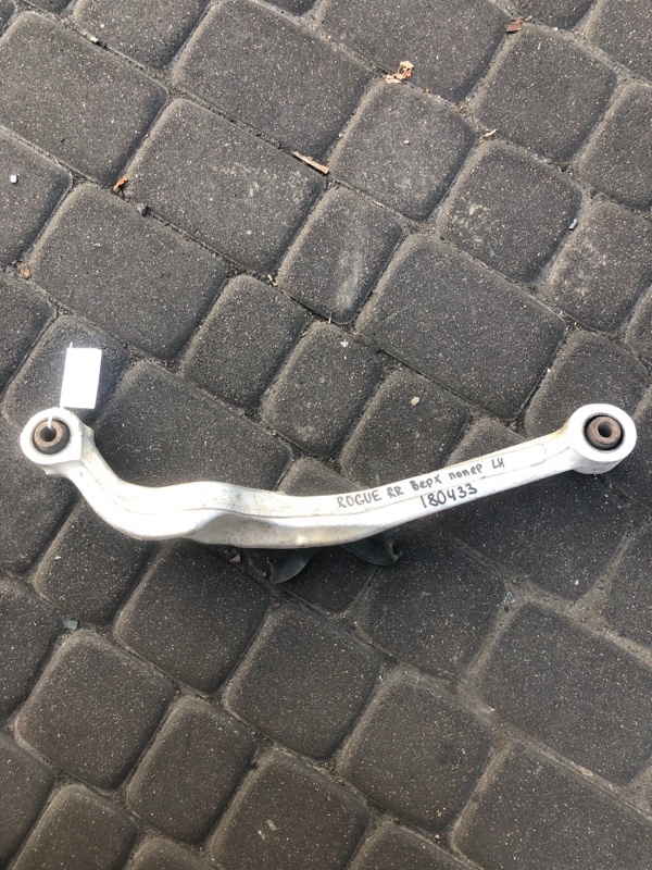 Рычаг задней подвески поперечный верхний задний левый NISSAN X-TRAIL/ROGUE T32 13-20 55121-JD02B Б/У