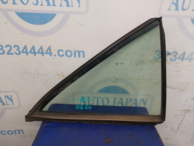 Стекло двери глухое заднее правое TOYOTA CAMRY 40 06-11 68123-06050 Б/У