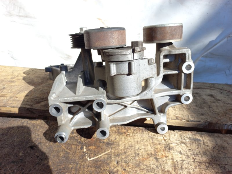 Натяжитель ремня генератора правый LANCER X 10 07-15 2.0   4B11