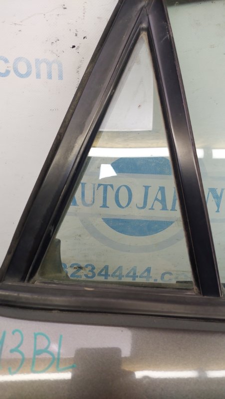 Стекло двери глухое заднее правое MAZDA 3 BL 09-13 Хэтчбек BBN7-72-661A Б/У