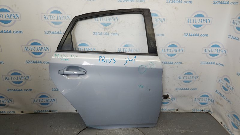 Замок двери задний правый PRIUS - 30 09-17