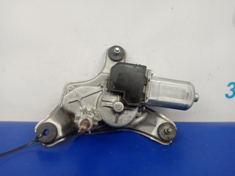 Моторчик стеклоочистителя задний TOYOTA HIGHLANDER 01-07 85130-48020 Б/У