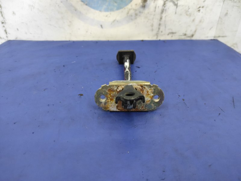 Ограничитель двери задний правый TEANA J31 03-07 Ограничитель двери задний правый TEANA J31 03-07