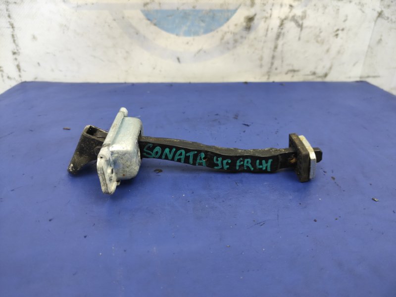 Ограничитель двери передний левый HYUNDAI SONATA YF 10-14 Седан 2.4 Ограничитель двери передний левый HYUNDAI SONATA YF 10-14 Седан 2.4