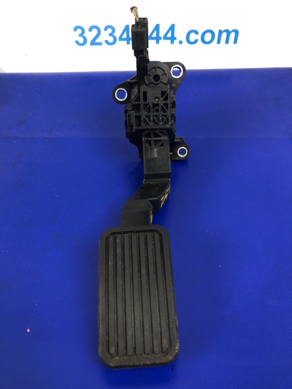 Педаль газа ACURA TLX 14-17 2017 Седан 2.4 17800-T2A-A01 Б/У