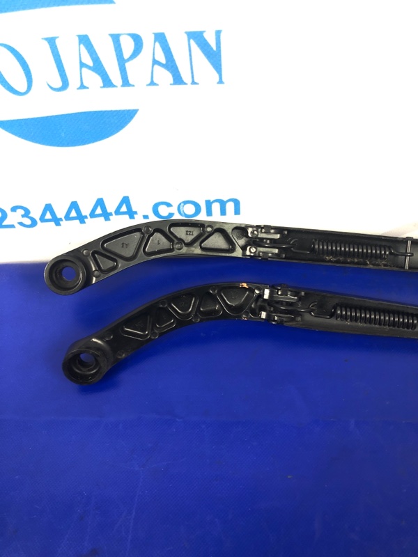 Поводок стеклоочистителя передний TLX 14-17 2017 Седан 2.4