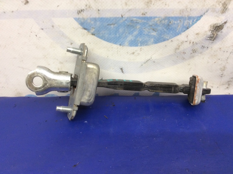 Ограничитель двери передний левый FORESTER 12-19 2013 Внедорожник 2.5