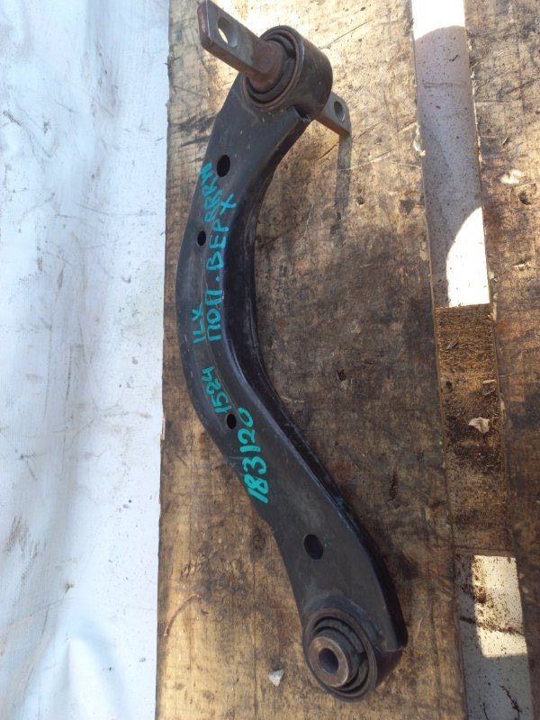 Рычаг задней подвески поперечный верхний задний правый ACURA ILX 12-16 2014 UDE 2.0 R20A3 52510-TX6-A01 Б/У