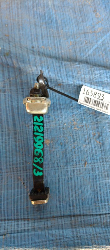 Ограничитель двери задний правый KIA SORENTO UM 14- 2.2 Ограничитель двери задний правый KIA SORENTO UM 14- 2.2