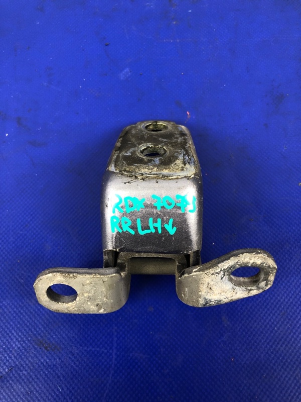 Запчасть петля двери нижняя задняя левая ACURA RDX 12-19 2015 Внедорожник 3.5 J35Z2 67960-TX4-H02ZZ Б/У Петля двери нижняя задняя левая ACURA RDX 12-19 2015 Внедорожник 3.5 J35Z2 67960-TX4-H02ZZ Б/У