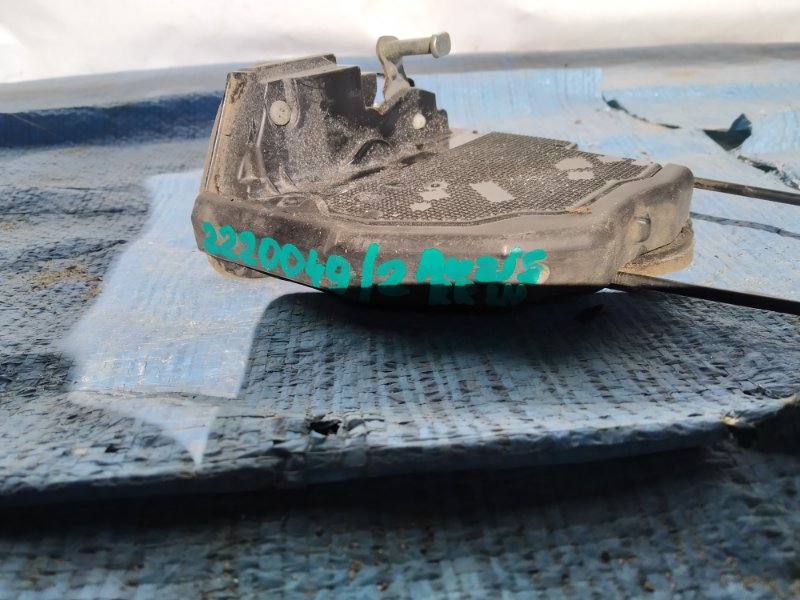 Замок двери задний левый TOYOTA AURIS 06-12 Замок двери задний левый TOYOTA AURIS 06-12