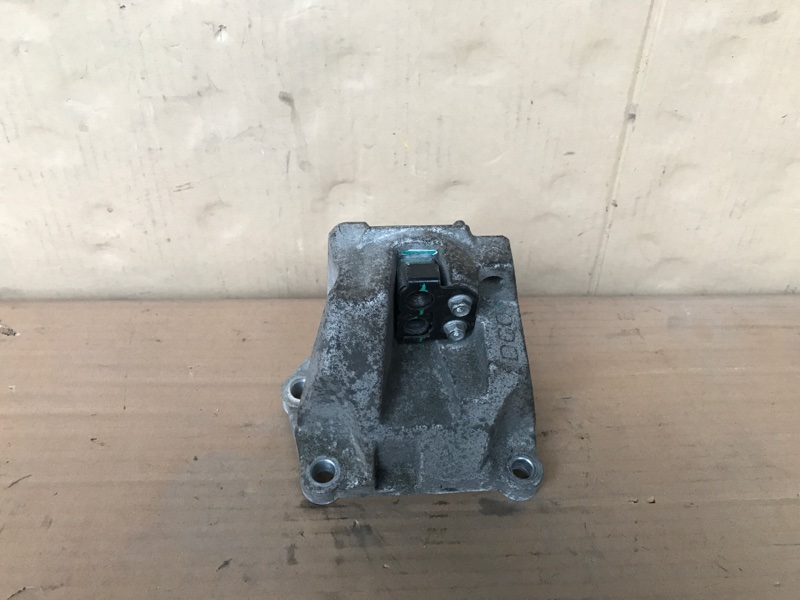 Кронштейн КПП HYUNDAI SONATA LF 2014- 2017 Седан 2.4 45211-3BDG0 Б/У